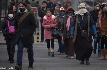 Japan proposes pollution meeting with China