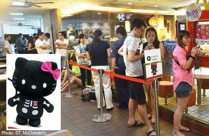 Hundreds queue up for hours to grab Hello Kitty - only to leave empty-handed