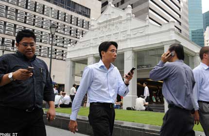 130000 persons granted S'pore citizenship over past decade
