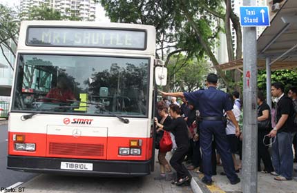 Frustrated morning commuters at Ang Mo Kio station