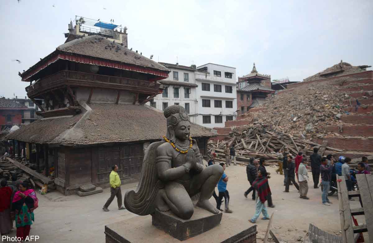 Death Toll From Nepal Quake Passes 2200 as Aftershocks Terrorize.