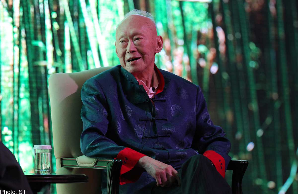 Lee Kuan Yew, first prime minister of Singapore, on life support.