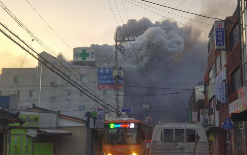 Koreahospitalfire05.jpg?itok=4L8QLqRZ