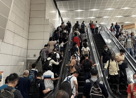 Monday morning blues: Train fault on MRT Circle Line causes delay for commuters