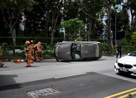 SCDF rescues trapped driver, 78, from flipped car in Toa Payoh