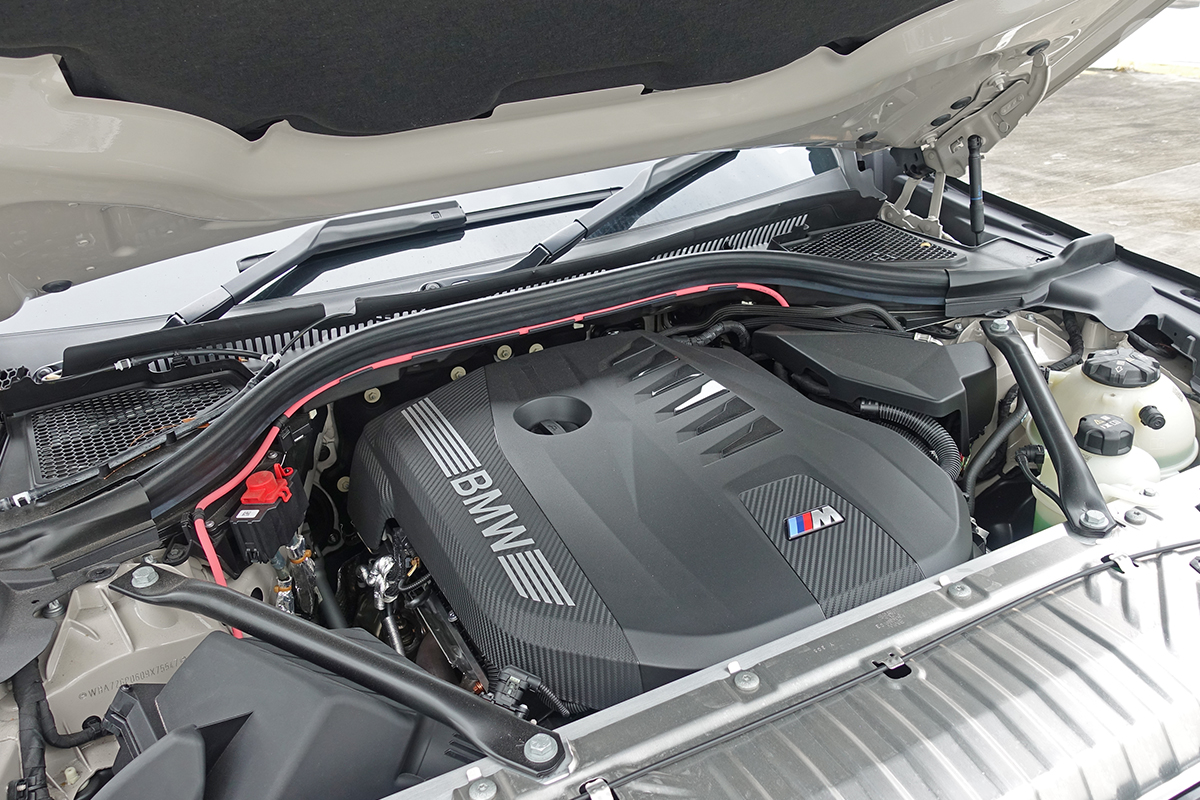 BMW X3 M50 engine