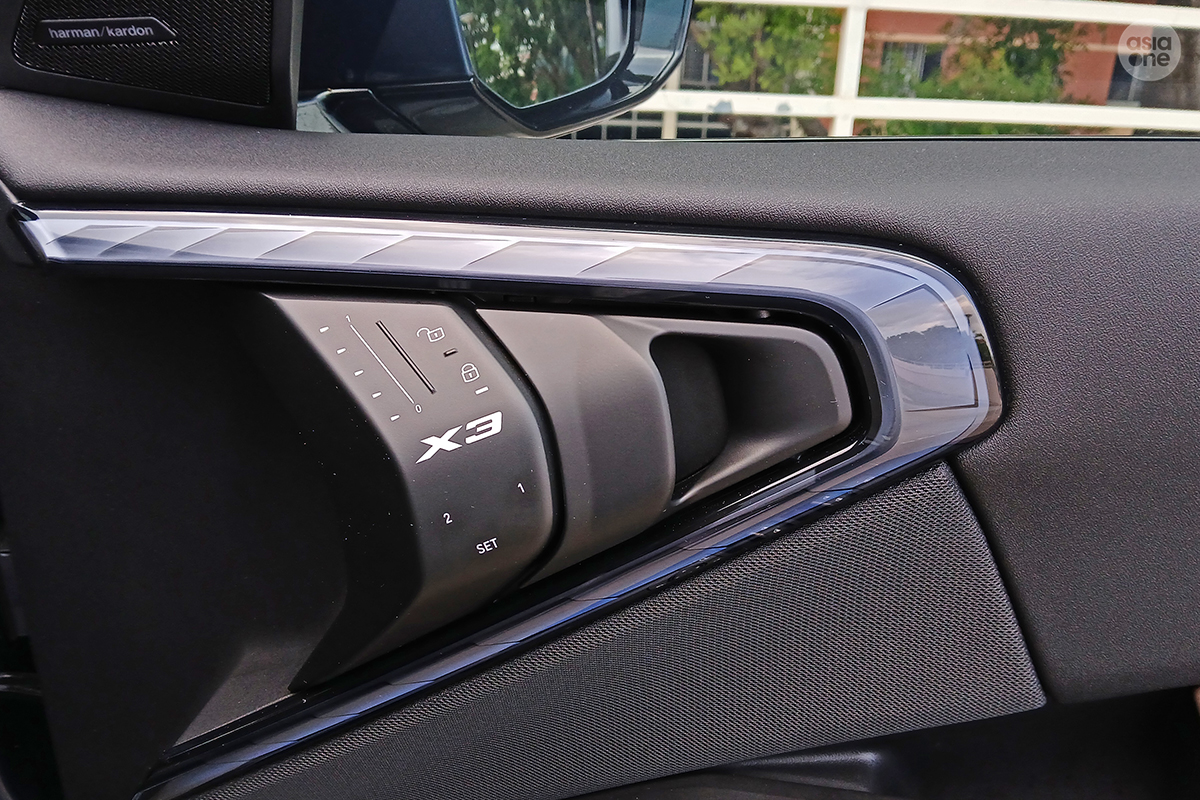 BMW X3 xDrive20 M Sport door