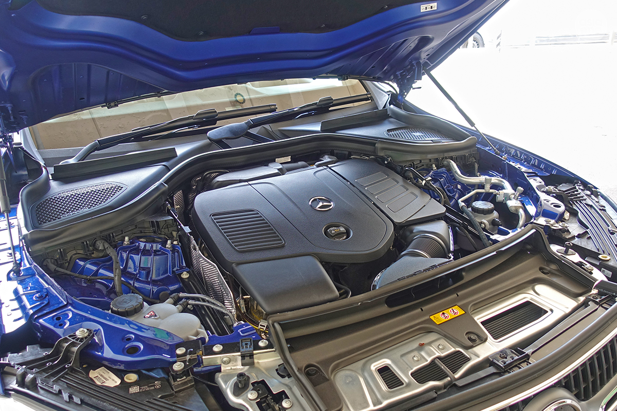 Mercedes-Benz GLC200 engine
