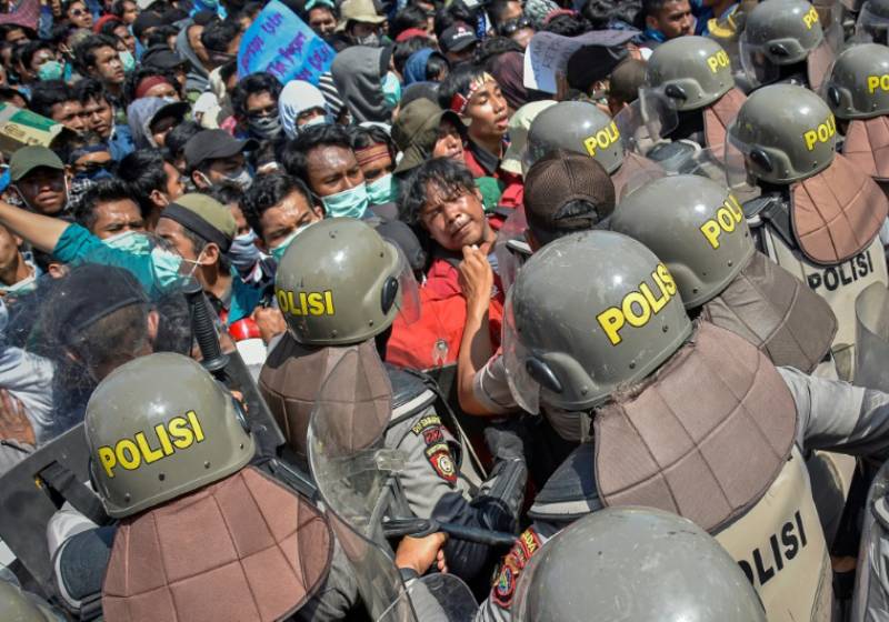 Indonesia S Jokowi Kicks Off Fresh Term After Wave Of Crises Asia News