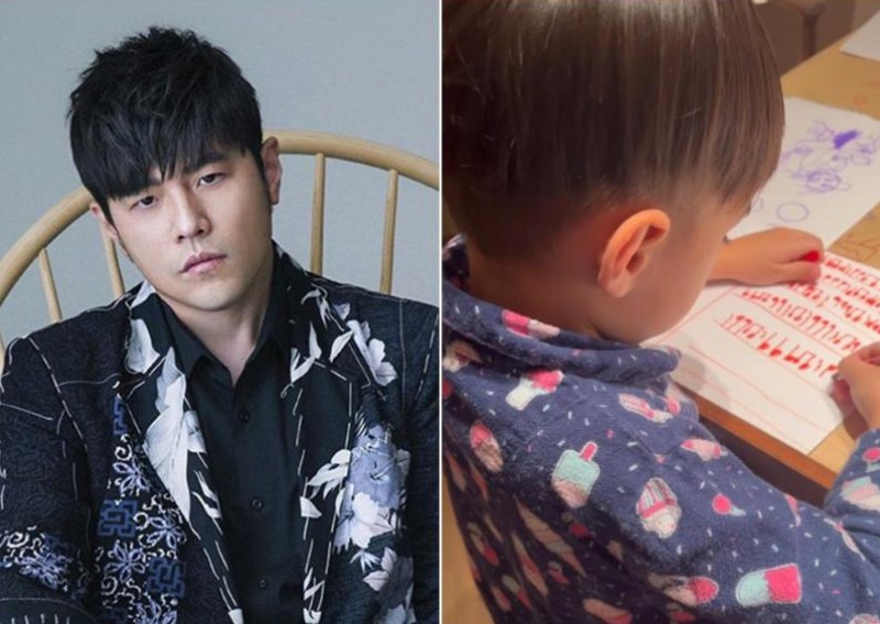 Jay Chou (left) posted on social media a video of his son drawing musical notes.