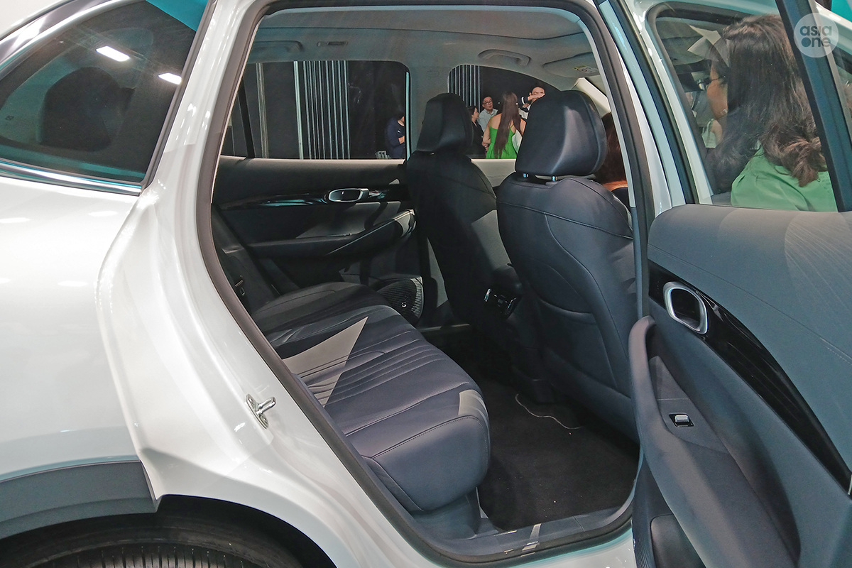 Proton e.Mas 7 interior