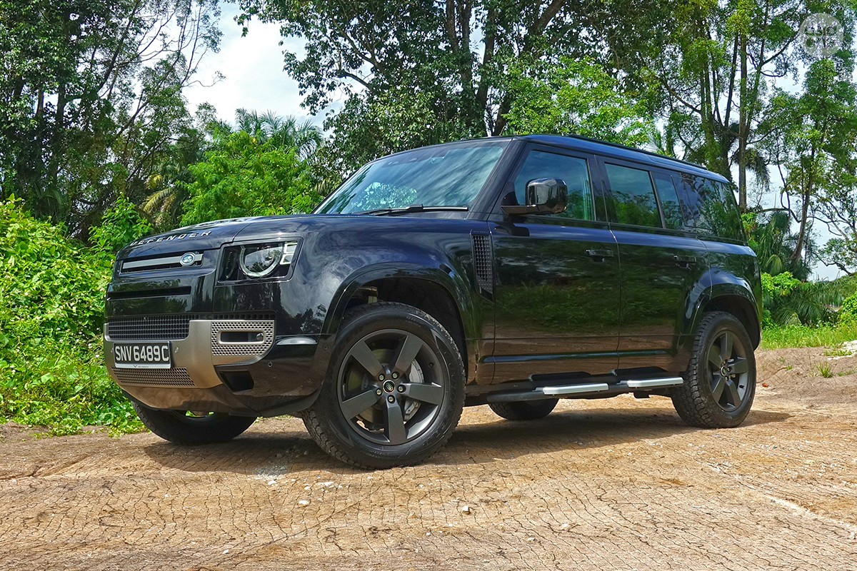 Land Rover Defender 110 PHEV