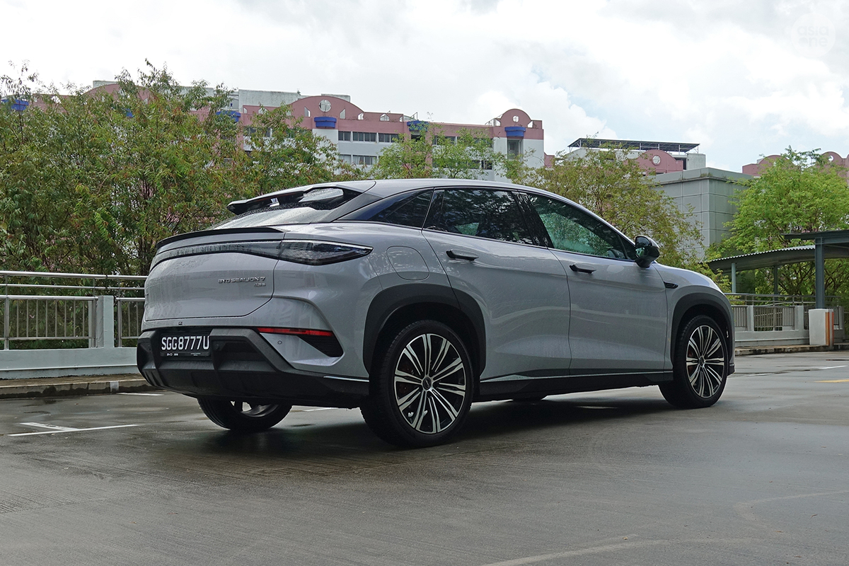 BYD Sealion 7