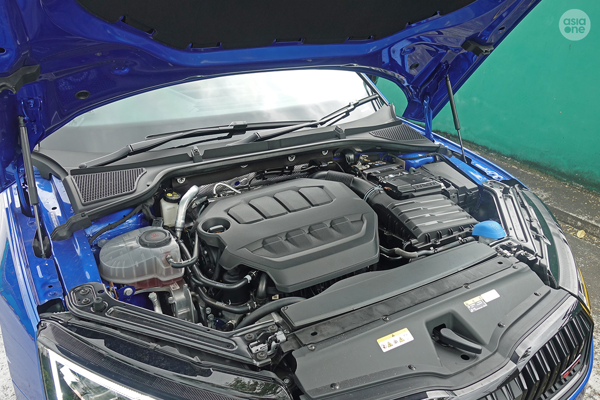 Skoda Octavia RS engine