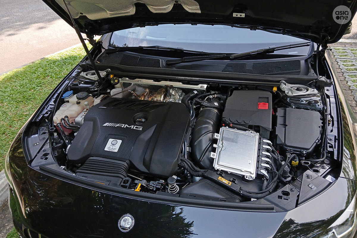 Mercedes-AMG CLA 45 engine