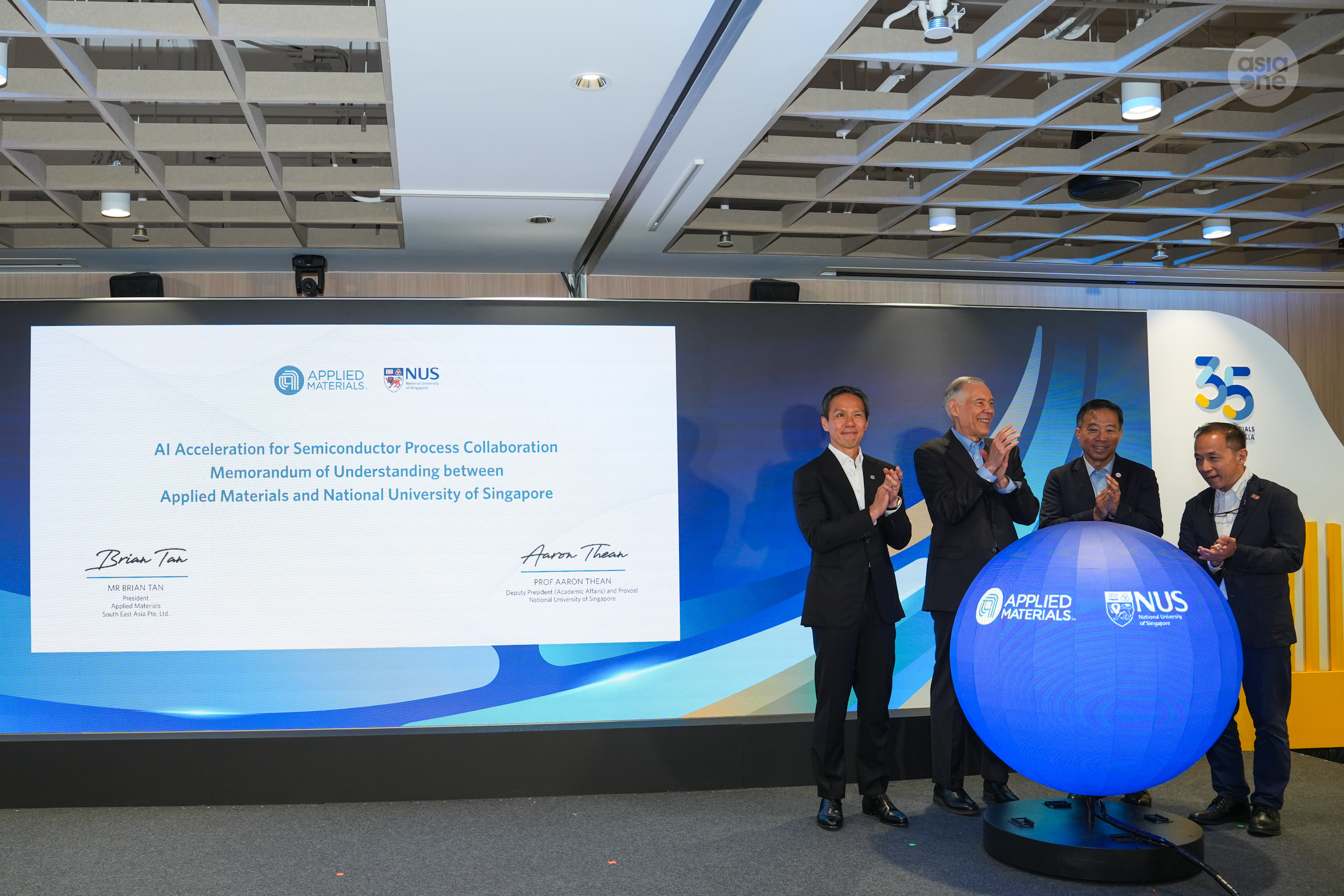 The memorandum of understanding between NUS and Applied Materials will see the two entities collaborate to shorten the long cycle of trial and error needed to develop and optimise new materials and process during chipmaking. 