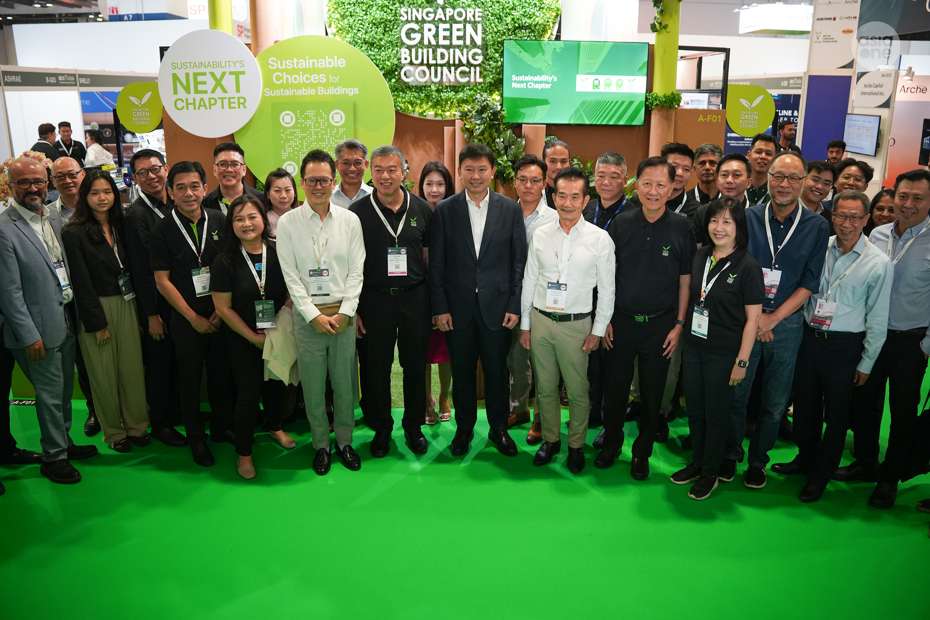Minister for National Development Chee Hong Tat (middle) with members of the Singapore Green Building Council on Sept 1. The council is a member-driven organisation that unites stakeholders across the built environment sector to drive sustainable transformation initiatives.