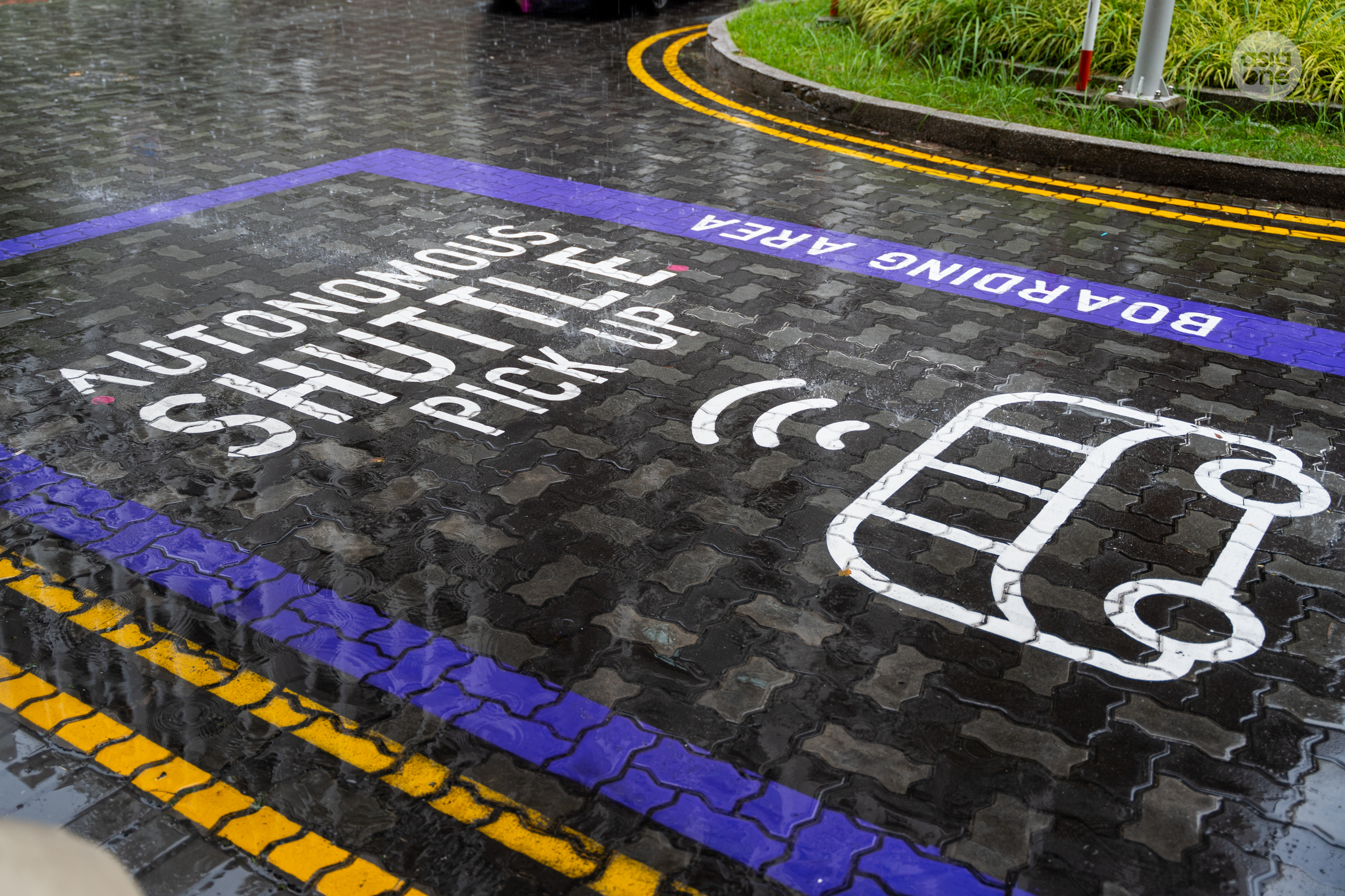 Boarding points are clearly marked out and identifiable.