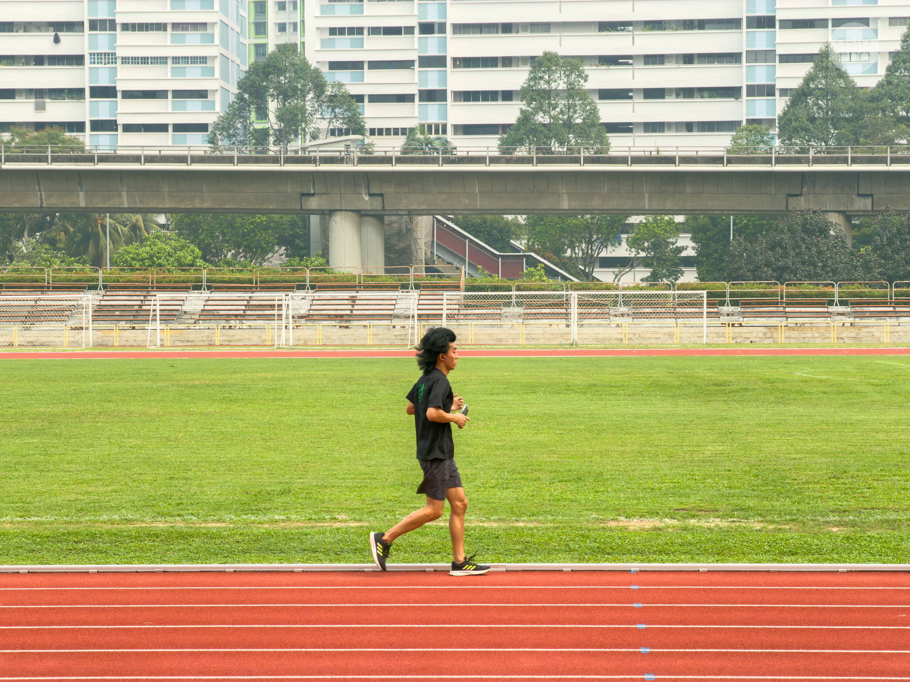 The health impact of haze is dependent on one’s health status, the PSI level, and the length and intensity of outdoor activity.