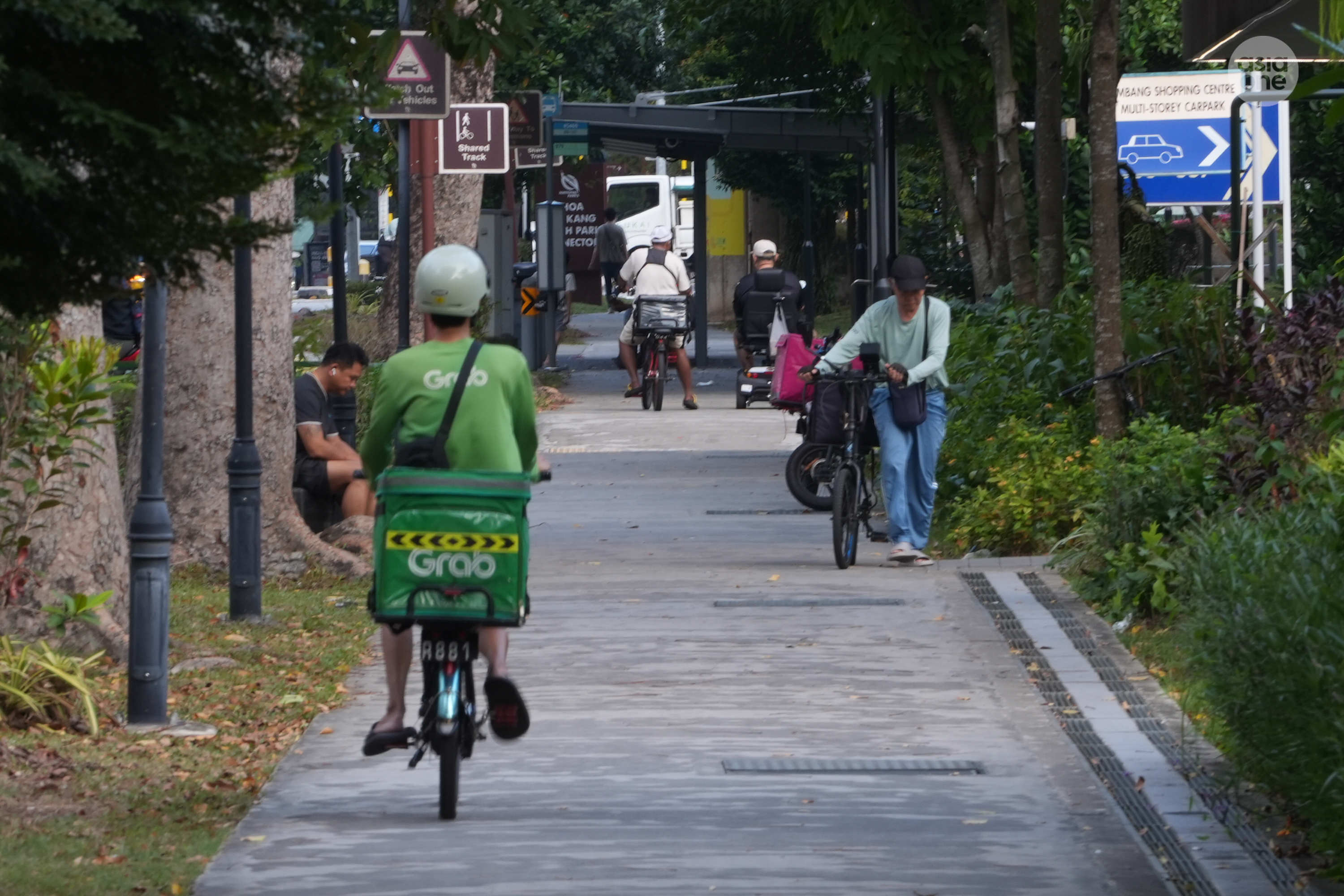 The health impact of haze is dependent on one’s health status, the PSI level, and the length and intensity of outdoor activity.