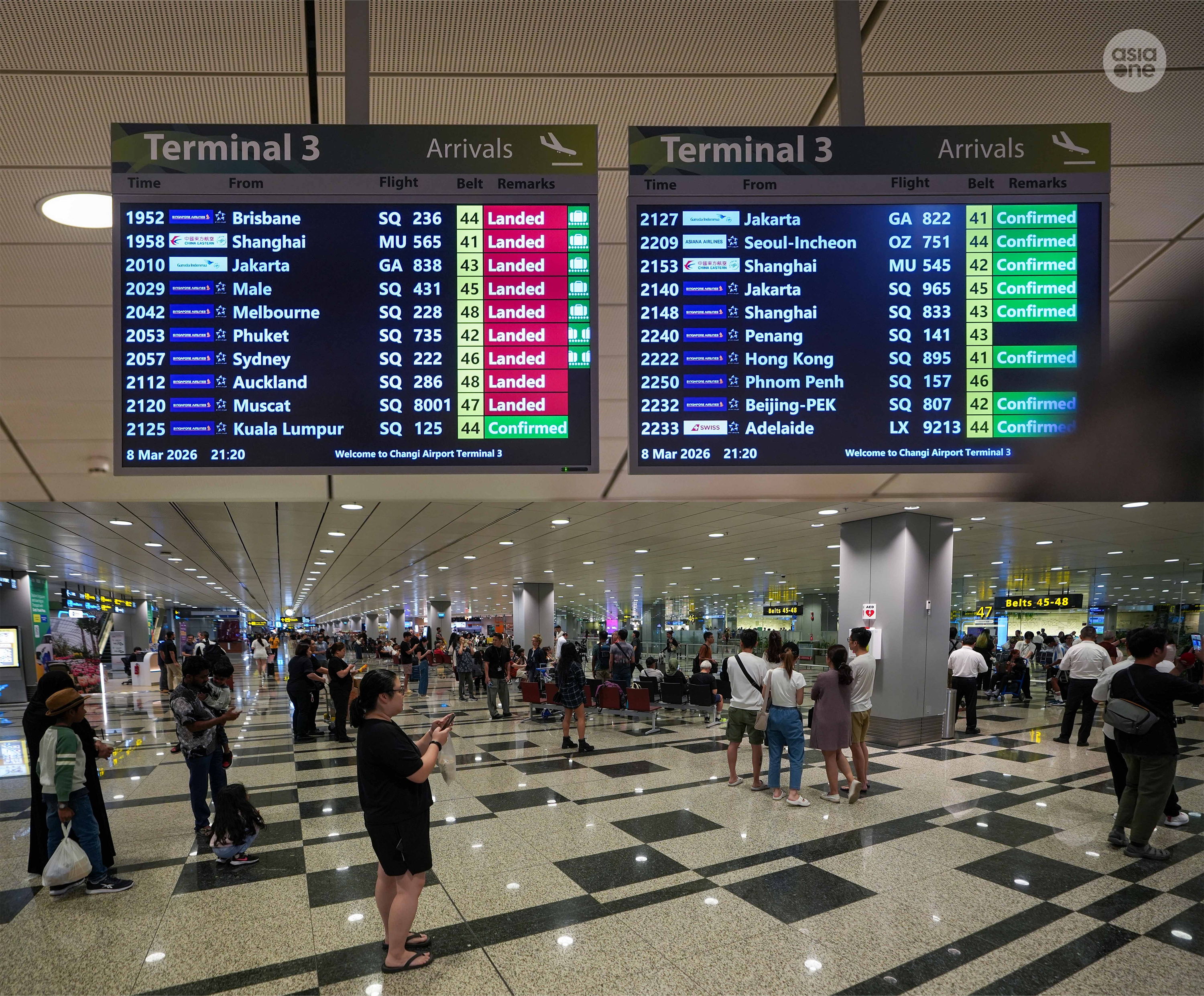 The arrival hall near belt 47 at 9.20pm when Singapore Airlines flight SQ8001 landed.