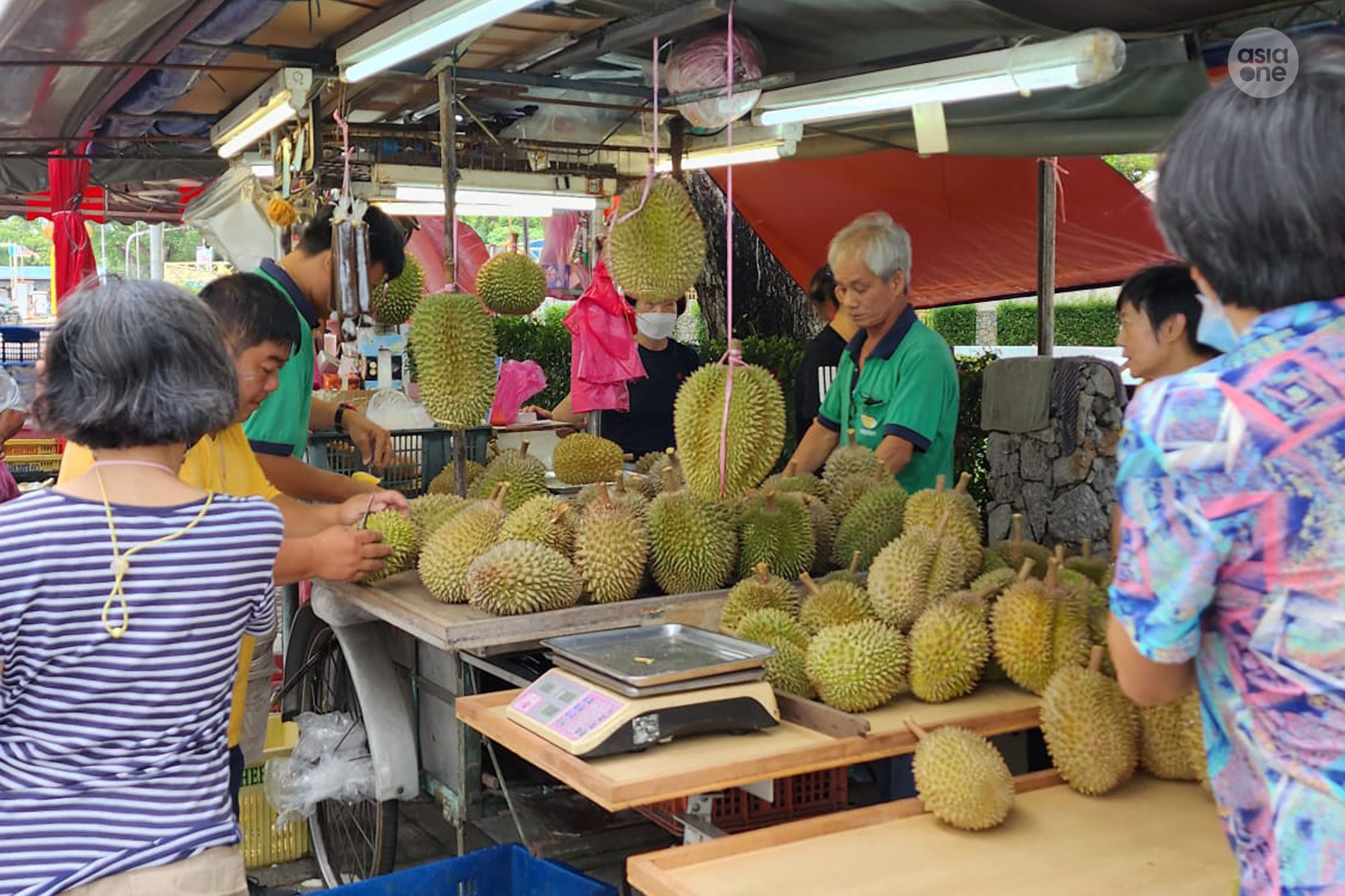Leng Durian, in George Town, Penang, is a popular roadside stall patronised by locals and Singaporeans.