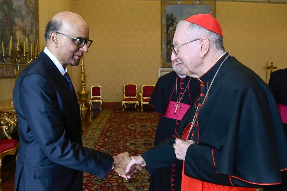 President Tharman met with Vatican Secretary of State Cardinal Pietro Parolin on March 5. 