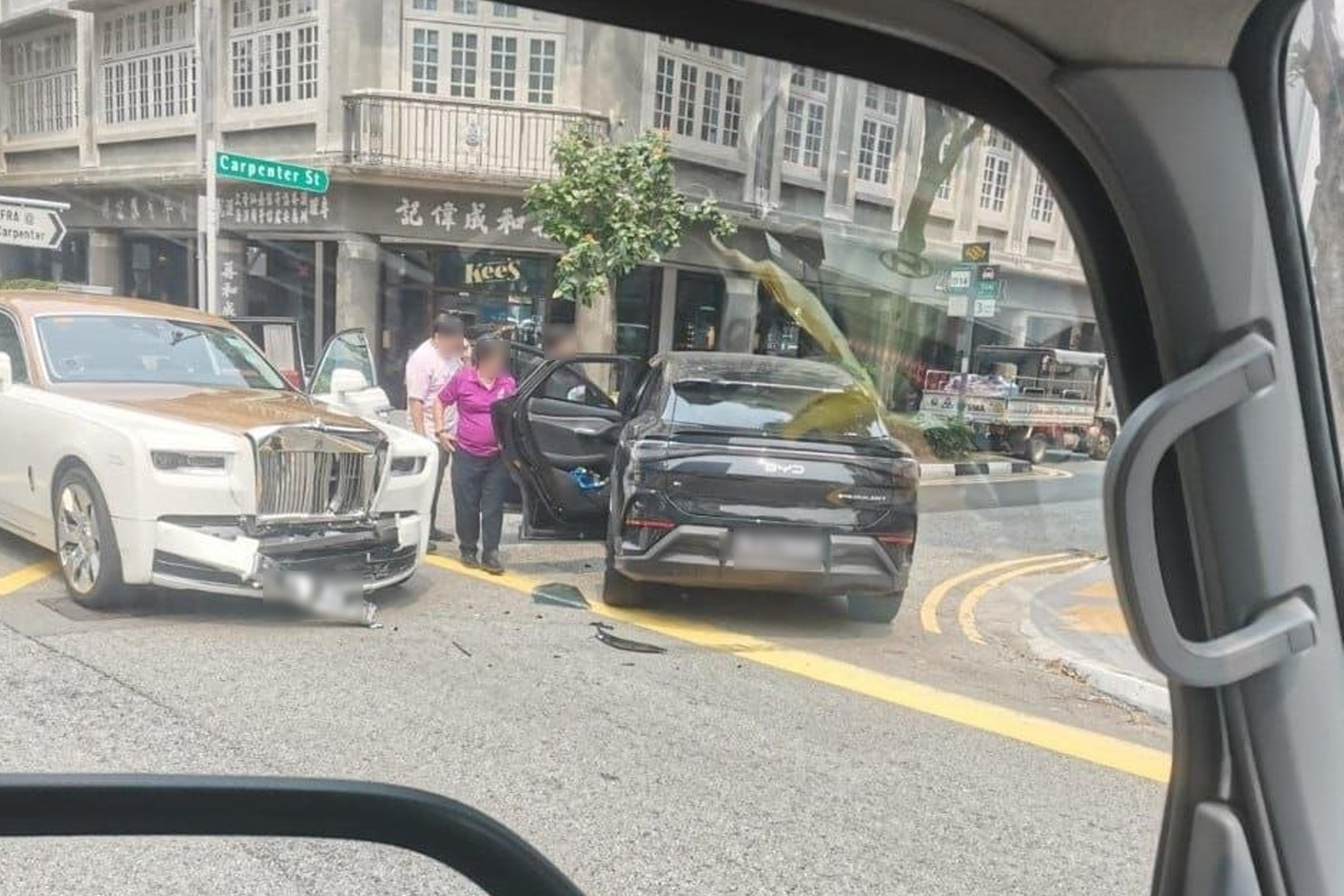 The Rolls-Royce Phantom suffered damages to its front bumper and radiator grille, while the BYD had crumple damage on its passenger doors.