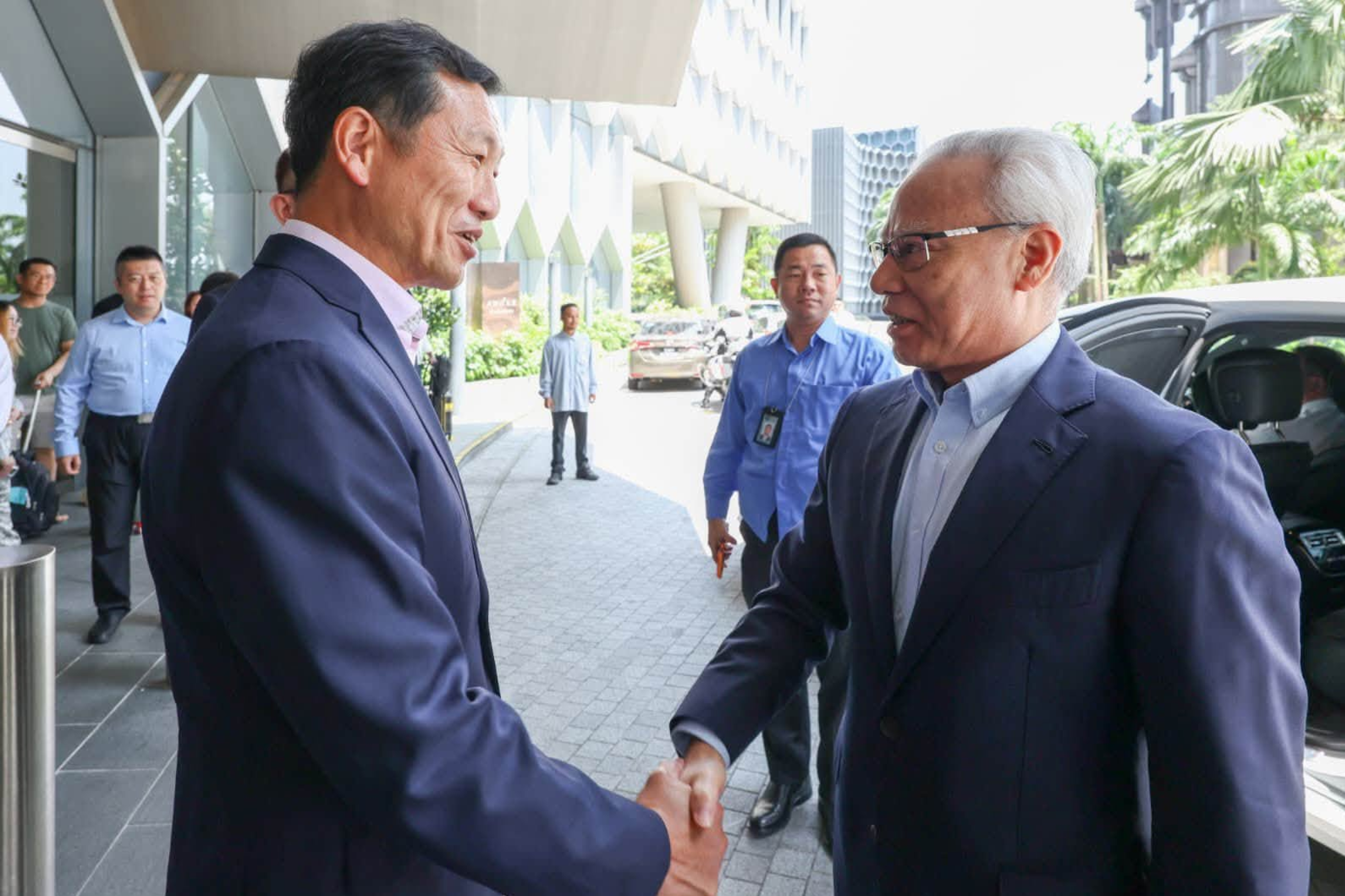 Coordinating Minister for Social Policies and Minister for Health Ong Ye Kung hosted Macao Chief Executive Sam Hou Fai for lunch on Sunday (Aug 30).