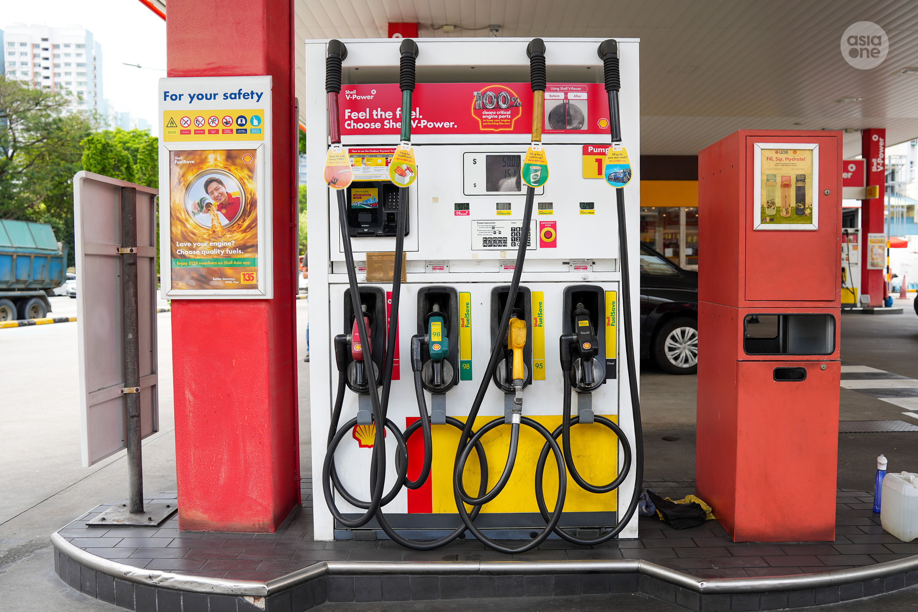 Shell’s posted price for its premium V-power petrol crossed the $4 mark on Tuesday (March 10). 