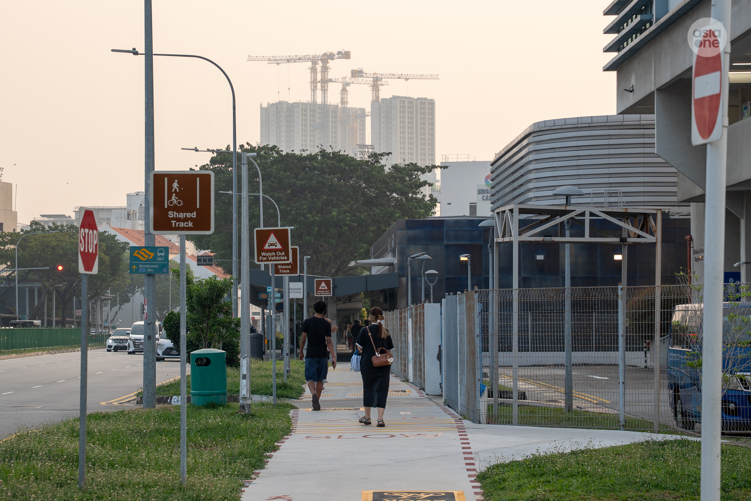Members of the public should note that the health impact of haze is dependent on one’s health status, the PSI level, and the length and intensity of outdoor activity.
