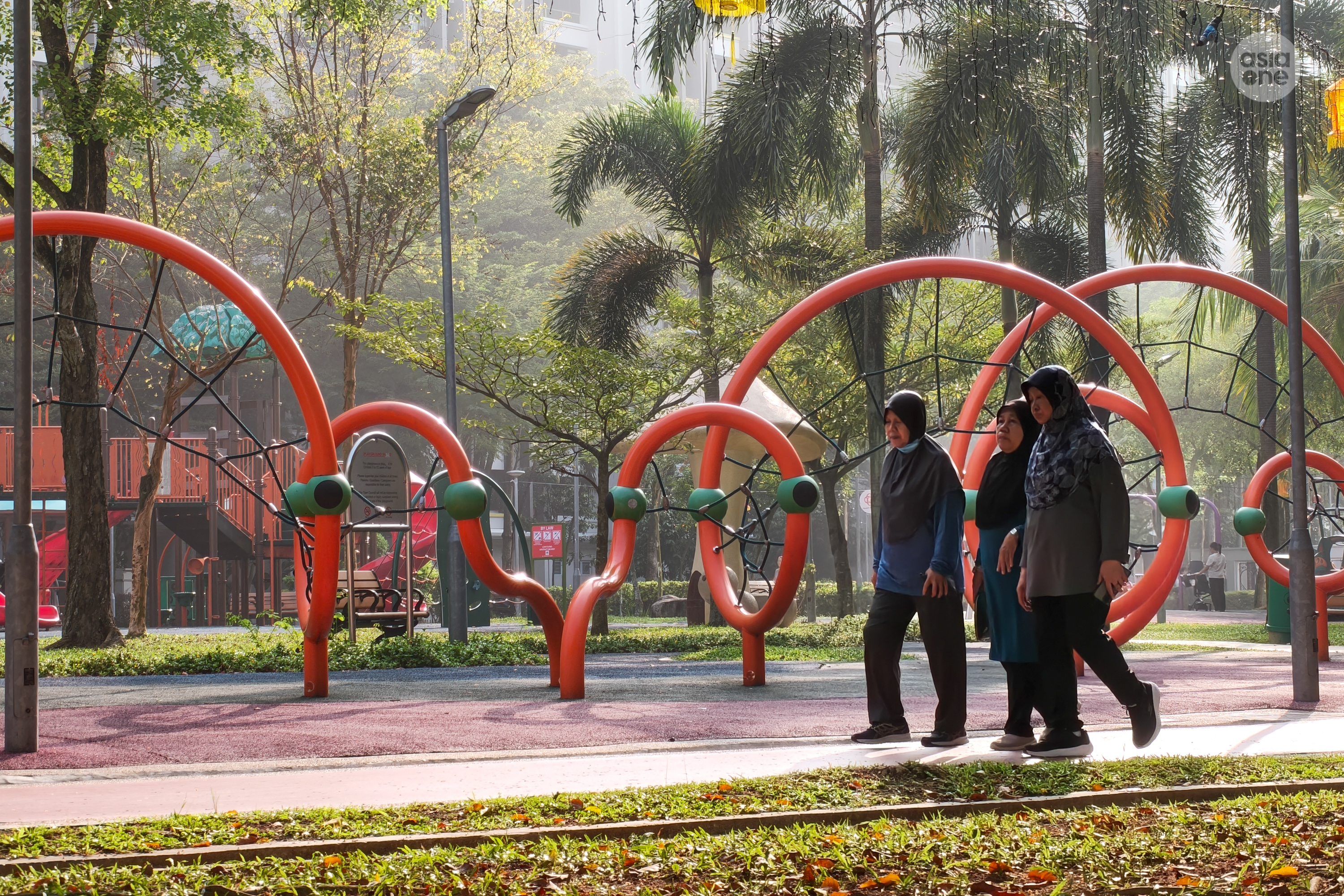 The health impact of haze is dependent on one’s health status, the PSI level, and the length and intensity of outdoor activity.