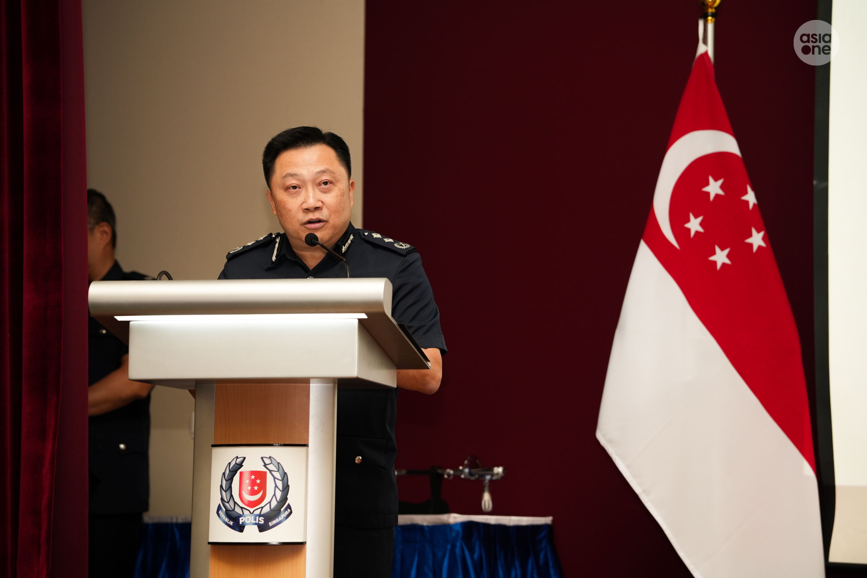 Reflecting on his tenure as Commander of Tanglin Police Division, SAC Cheong said, "It has been a great honour and privilege to be given the opportunity to lead Tanglin Police Division and serve alongside all the officers. I am deeply grateful for their unwavering commitment and dedication to duty in our fight against crime and safeguarding Singapore.