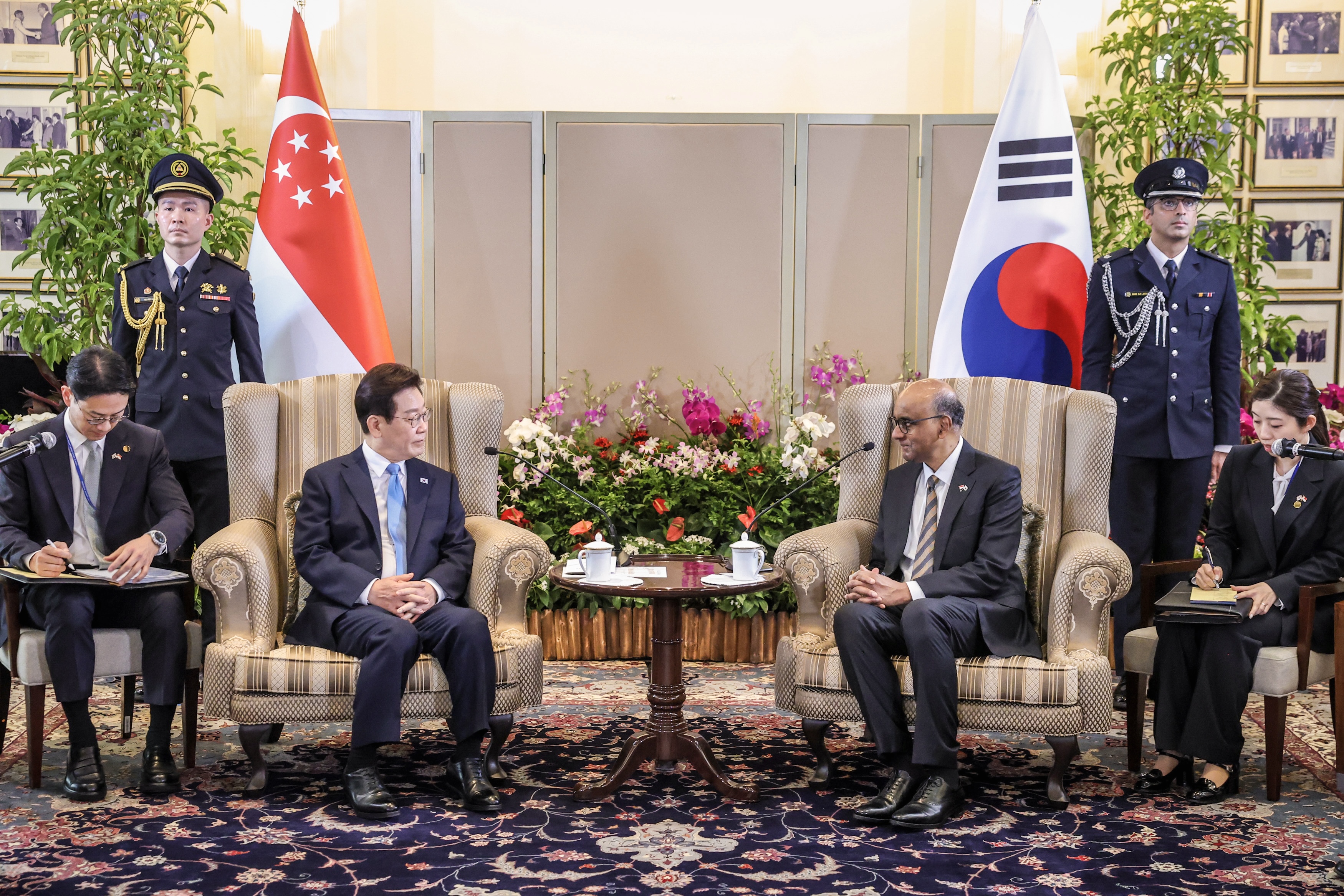 South Korean President Lee Jae Myung meeting with President Tharman Shanmugaratnam on Monday (March 2) morning.