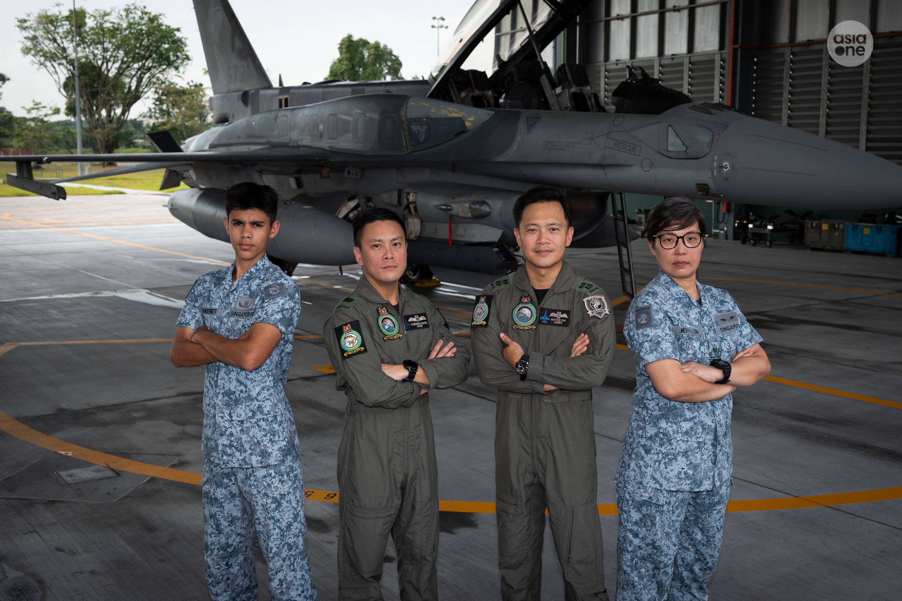 Military Expert 3 Low Yin Ling (first from right) pointed to the squadron's teamwork for the unit's success.