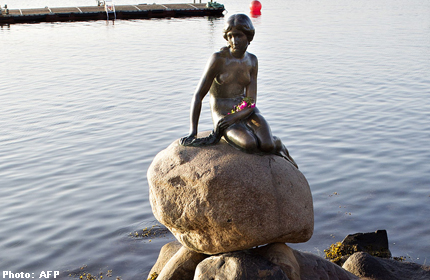 Copenhagen's Little Mermaid turns 100, World News - AsiaOne