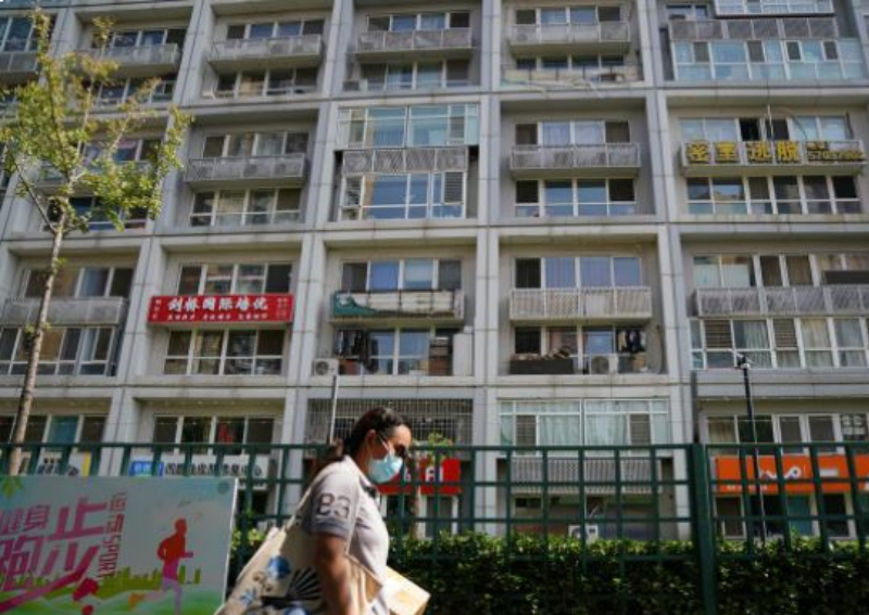For China's landlords, renttoriches dreams fade in red flag for