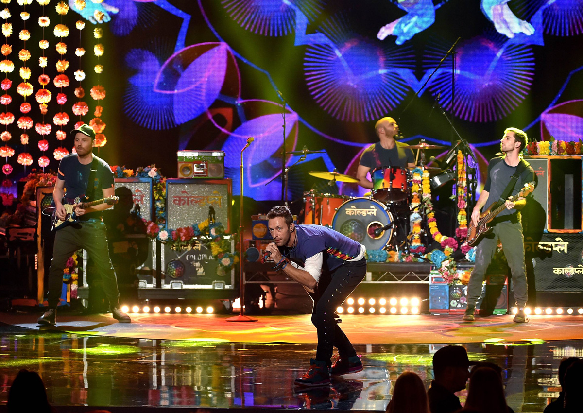 Coldplay come out of darkness with 'hippie' album, Entertainment News