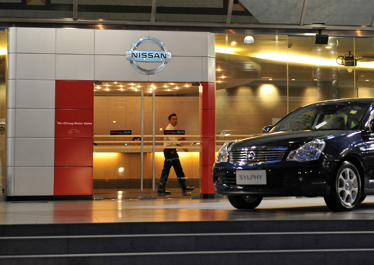 retail-sales-up-2-2-on-car-purchases-business-news-asiaone
