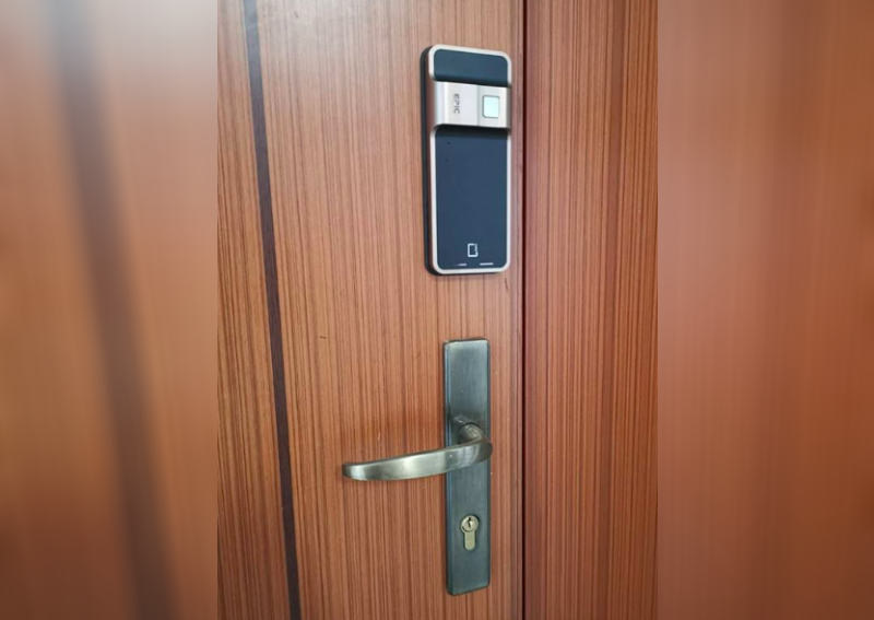 Universal Digital Smart Door Lock Password Fingerprint Anti Theft Security Shopee Malaysia