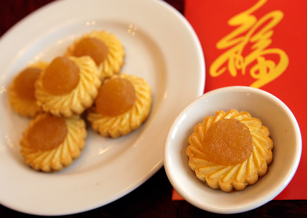 Why We Eat Pineapple Tarts During Cny And The Meanings Behind Other Goodies Food News Asiaone