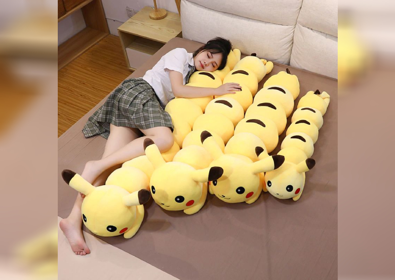 mcdonald's 25th anniversary pokemon holo pikachu