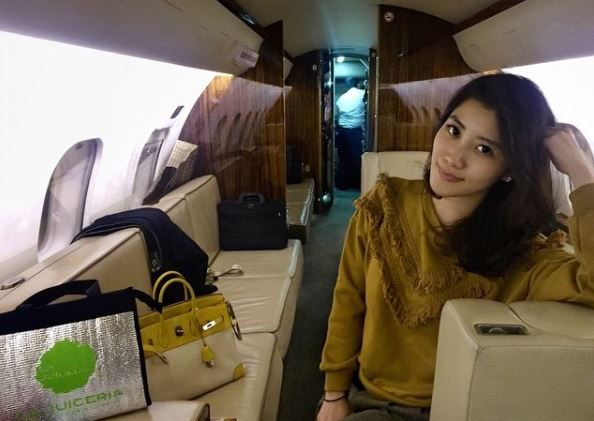 Malaysian Billionaire S Daughter Gets Attention For Jet Setting Lifestyle Women News Asiaone