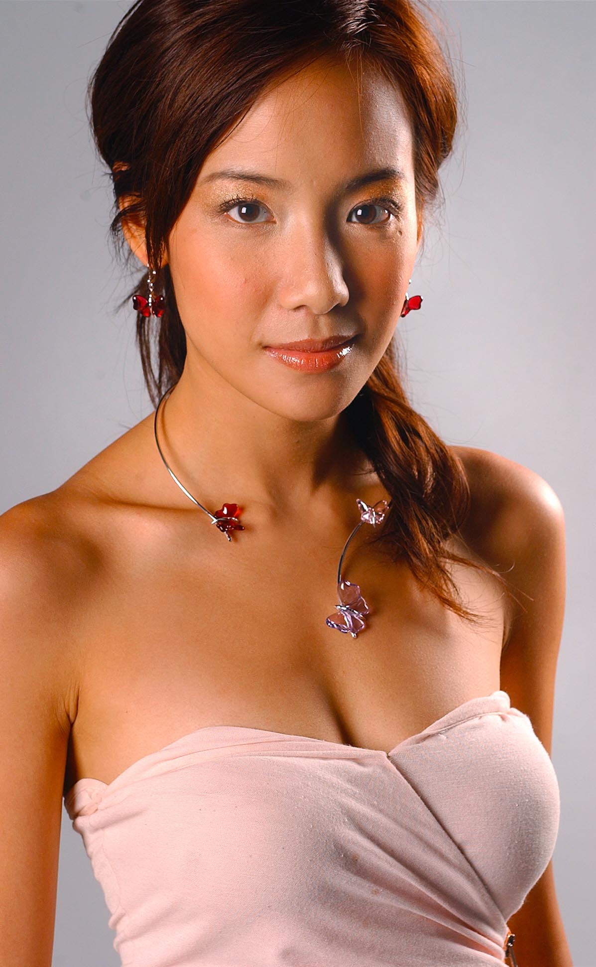 Fiona Xie says no more bikinis...I'm never doing this again