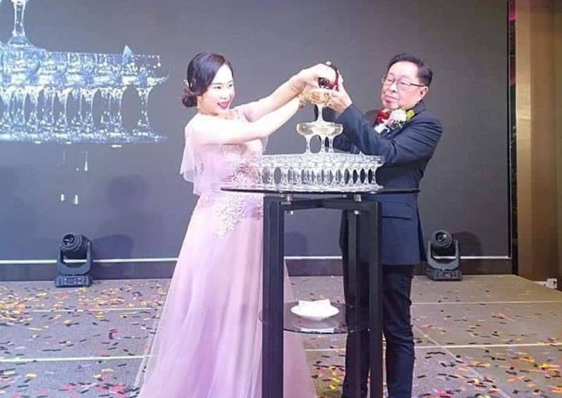 Former Malaysian Child Star Marries A 71yo Datuk Photos Go Massively Viral On Fb