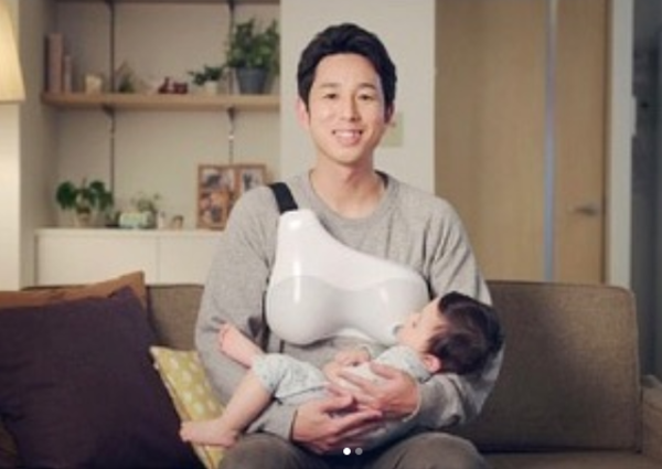 That Breastfeeding Device In Meet The Fockers Is Now A Real Thing Women News Asiaone