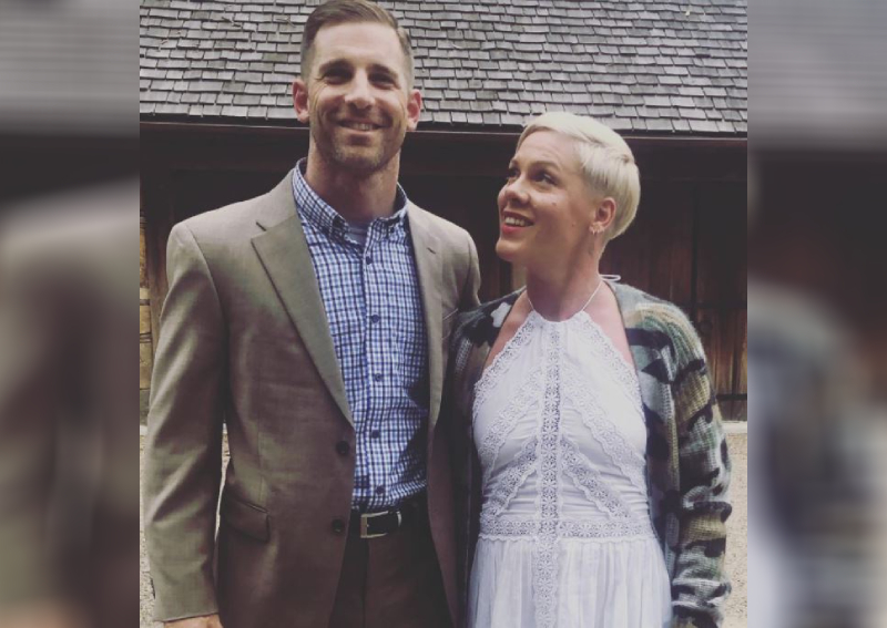 Pink says 'first girlfriend' left her for her brother, Entertainment