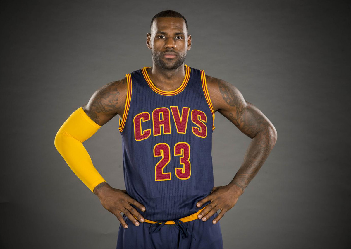 Basketball King James youngest to assume 25,000point throne