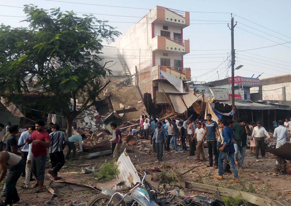 Gas cylinder blast kills 25 in central India Police, Asia News AsiaOne