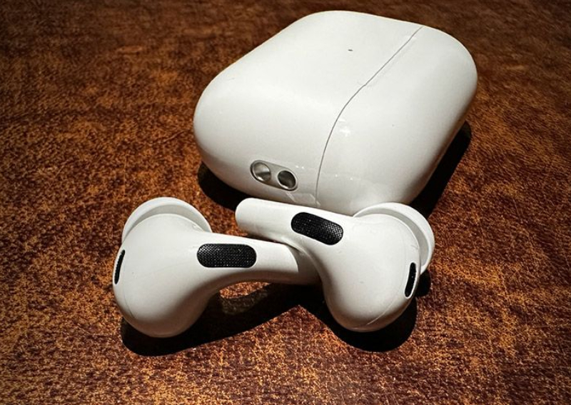 Apple AirPods Pro (2nd Generation) review Better battery life and stronger noise cancelling